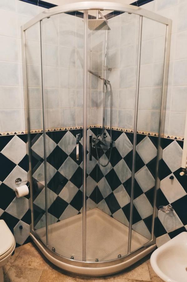 אסיסי Hotel Villa Elda מראה חיצוני תמונה