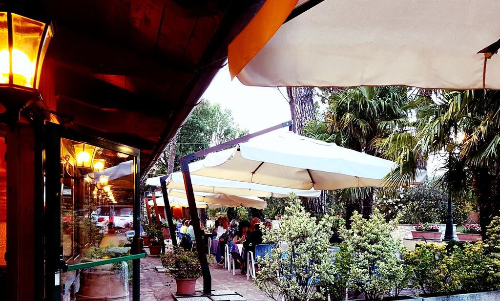 אסיסי Hotel Villa Elda מראה חיצוני תמונה