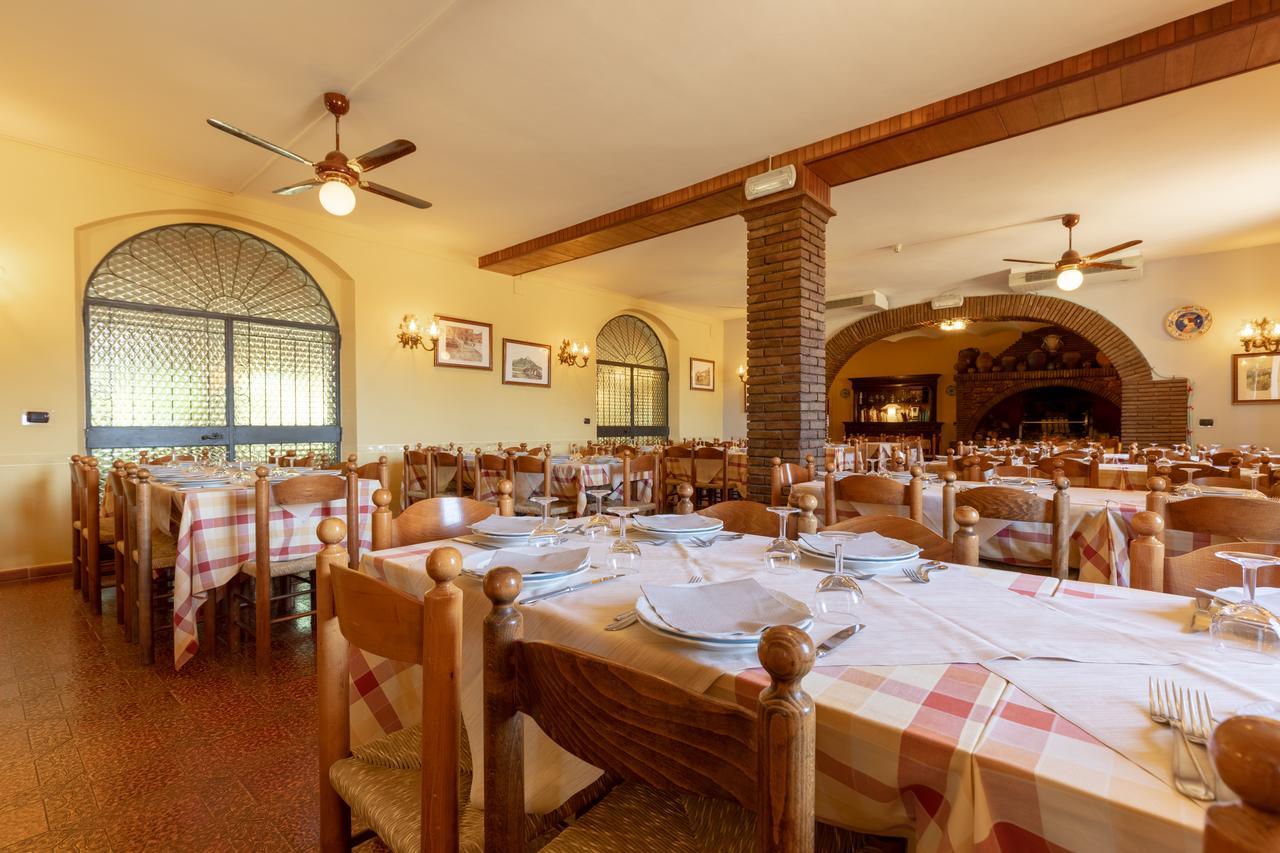 אסיסי Hotel Villa Elda מראה חיצוני תמונה